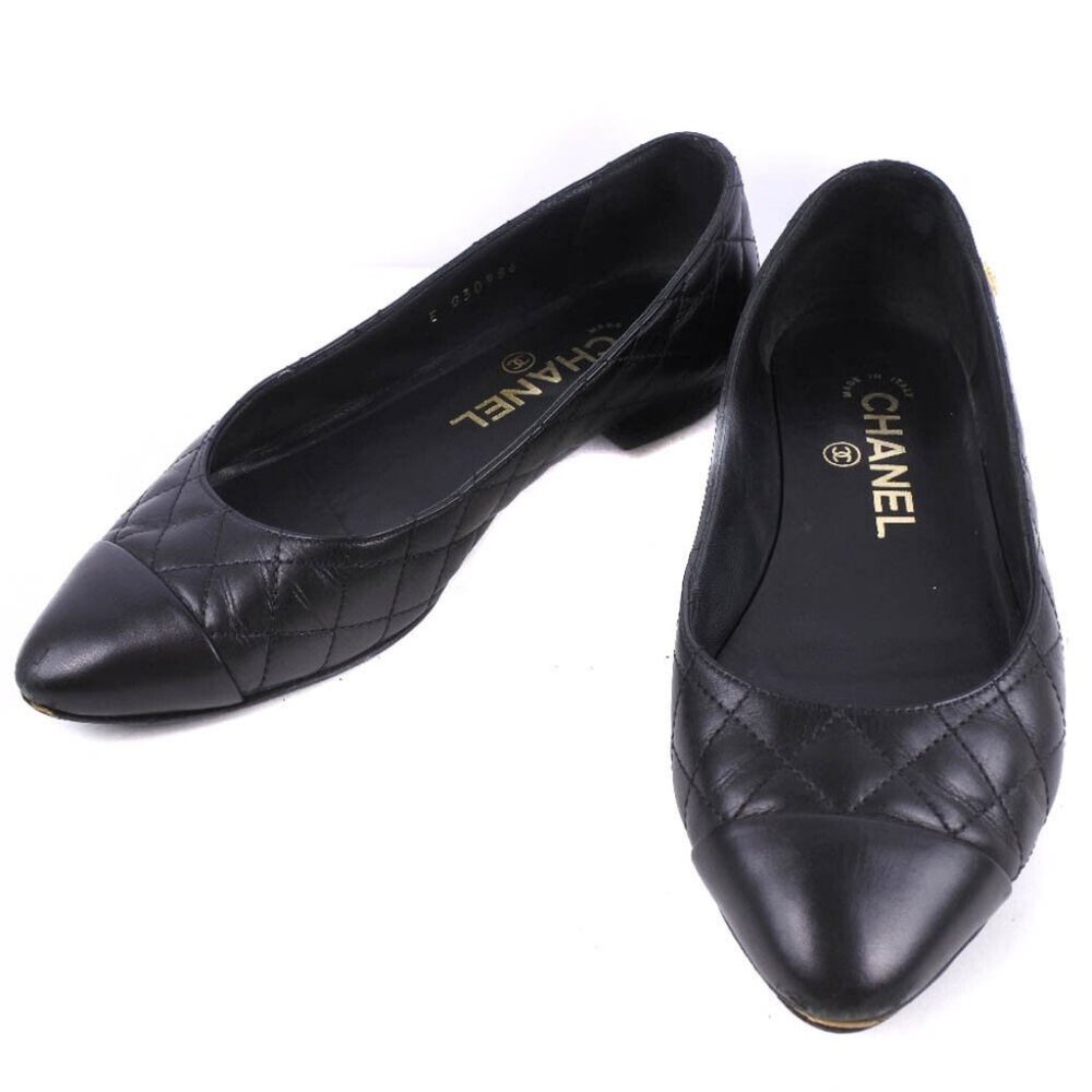 CHANEL Matrasse pumps black Calfskin Women
